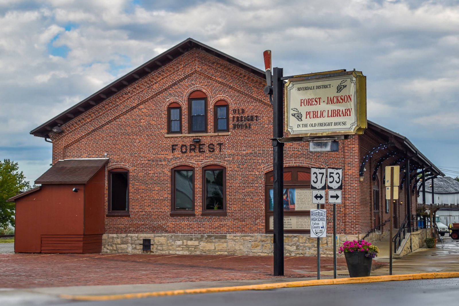 Forest-Jackson Public Library building